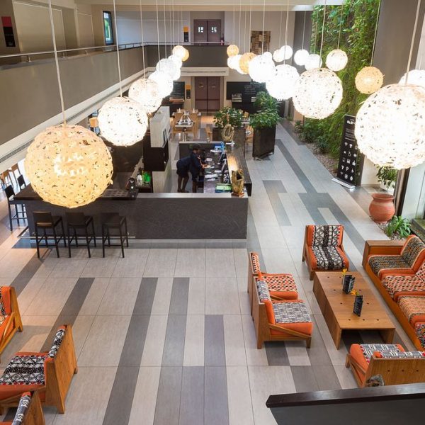 hotel-onomo-libreville hall